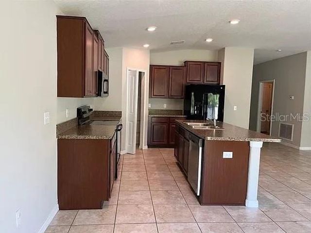 1606 REDMOND BROOK LANE, Ruskin, FL 33570