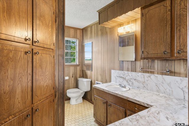 903 VZ County Road 1602, Grand Saline, TX 75140