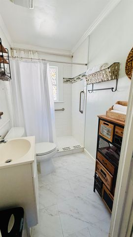 249 Charlotte St, St Augustine, FL 32084