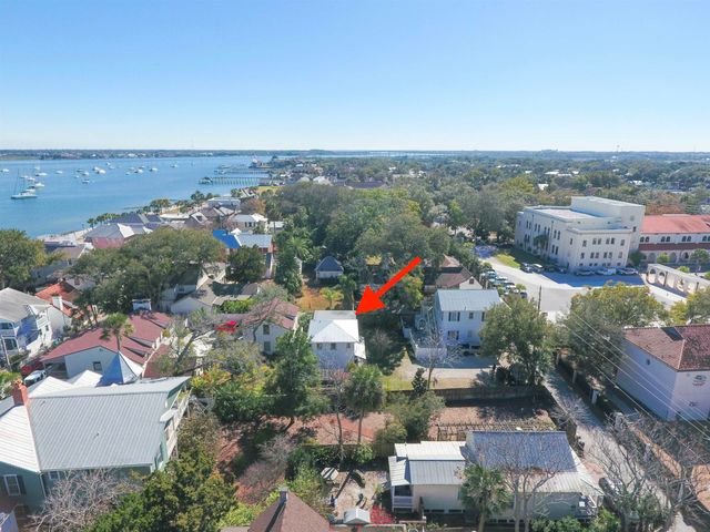 249 Charlotte St, St Augustine, FL 32084