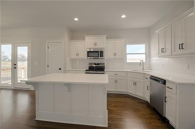 6118 NE 118th Street, Kansas City, MO 64156