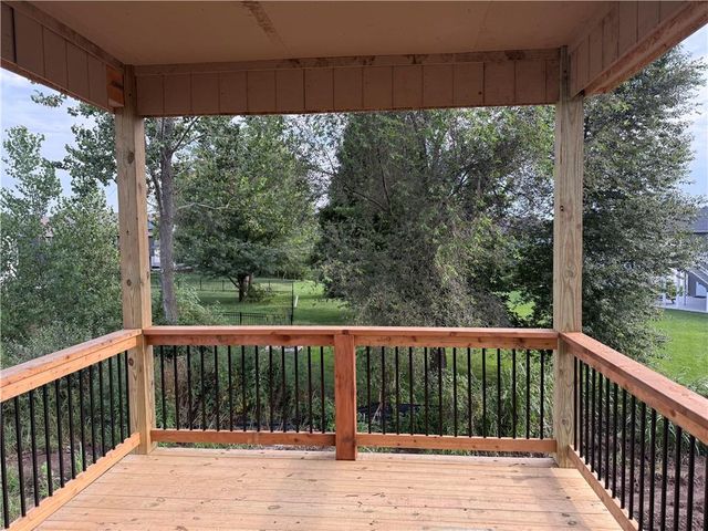 6118 NE 118th Street, Kansas City, MO 64156