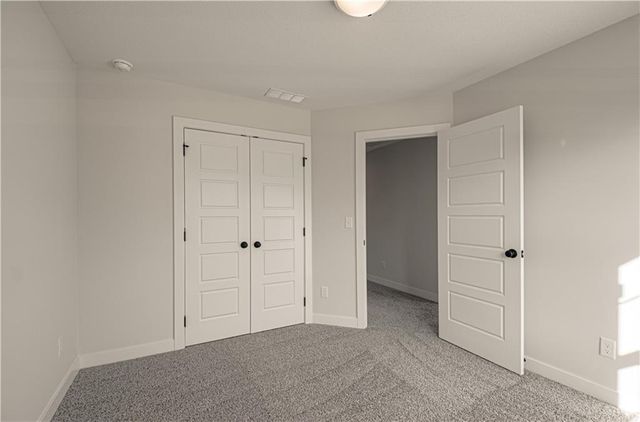 6118 NE 118th Street, Kansas City, MO 64156