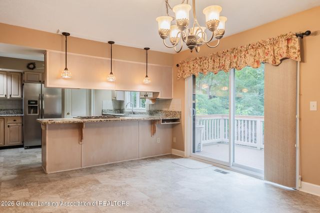 2855 Shadow Wood Drive, Holt, MI 48842