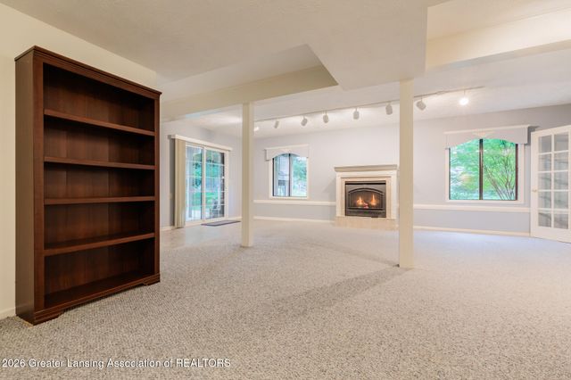 2855 Shadow Wood Drive, Holt, MI 48842