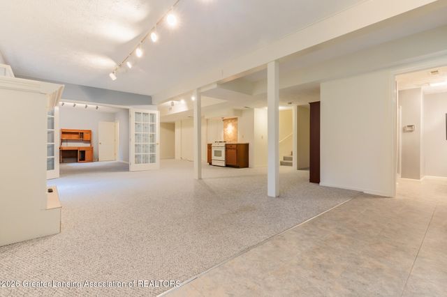 2855 Shadow Wood Drive, Holt, MI 48842