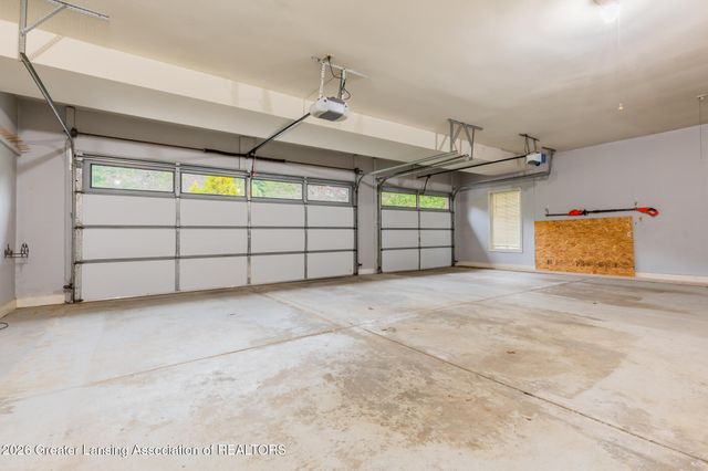 2855 Shadow Wood Drive, Holt, MI 48842
