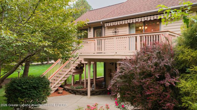2855 Shadow Wood Drive, Holt, MI 48842