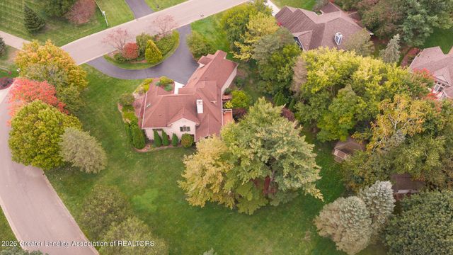 2855 Shadow Wood Drive, Holt, MI 48842