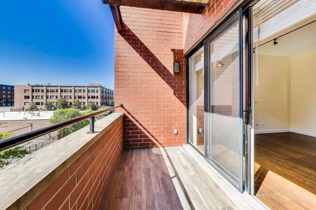 1332 W Madison Street 4E, Chicago, IL 60607