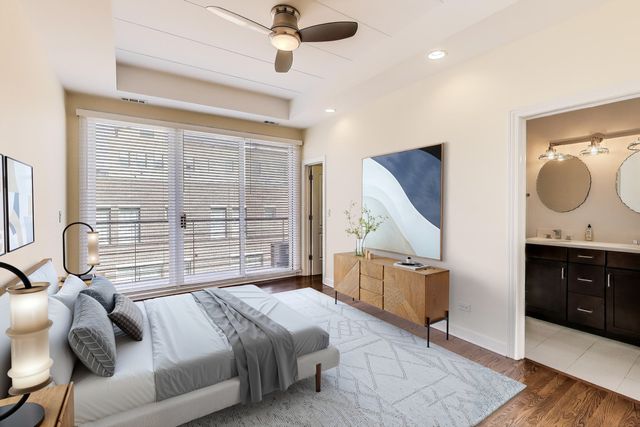 1332 W Madison Street 4E, Chicago, IL 60607