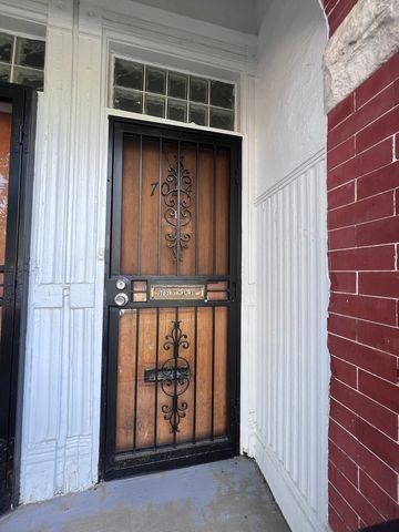 7024 S Wentworth Avenue 1, Chicago, IL 60621