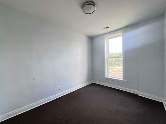 7024 S Wentworth Avenue 1, Chicago, IL 60621