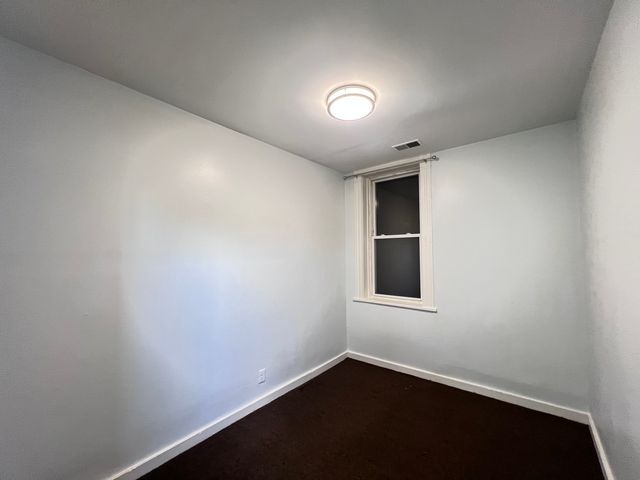7024 S Wentworth Avenue 1, Chicago, IL 60621