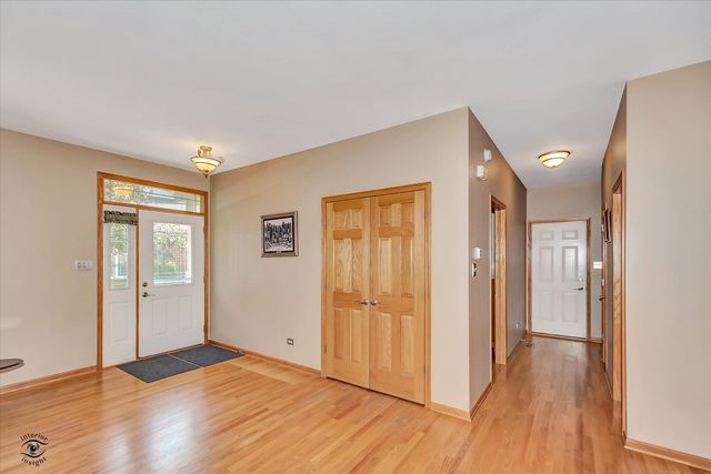 10754 Canterbury Drive, Mokena, IL 60448