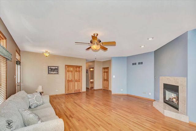 10754 Canterbury Drive, Mokena, IL 60448