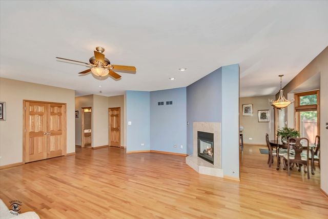 10754 Canterbury Drive, Mokena, IL 60448