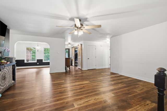 1321 Travis Drive, Richmond, KY 40475