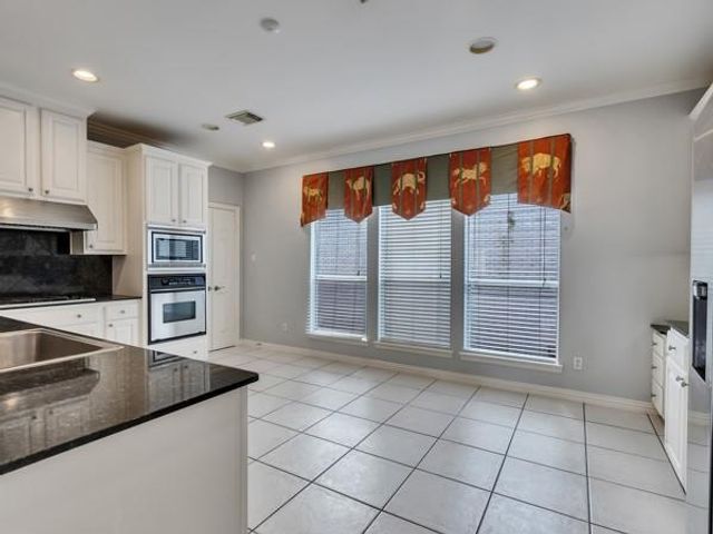 7147 Windwater Parkway S, Houston, TX 77036