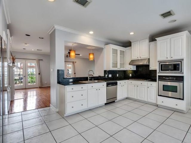 7147 Windwater Parkway S, Houston, TX 77036