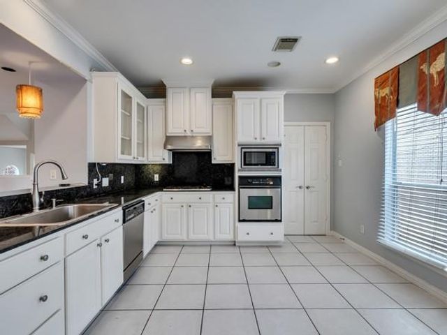 7147 Windwater Parkway S, Houston, TX 77036