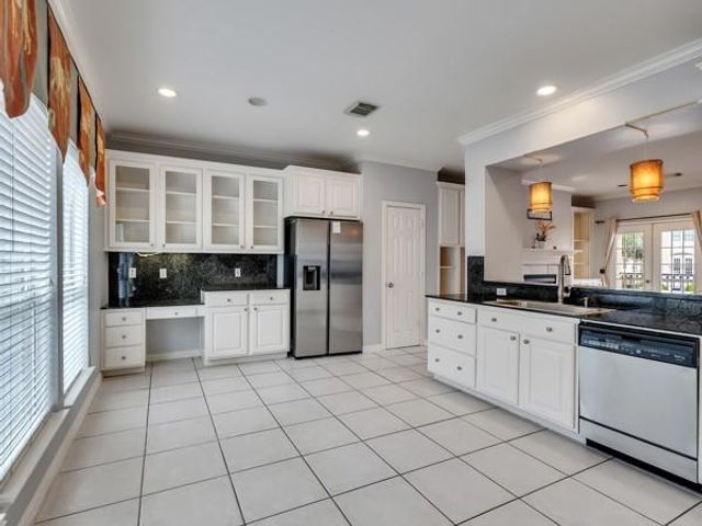 7147 Windwater Parkway S, Houston, TX 77036