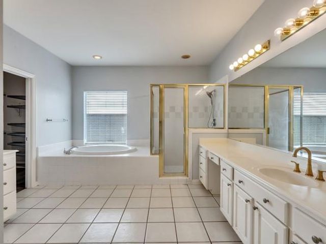 7147 Windwater Parkway S, Houston, TX 77036