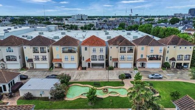 7147 Windwater Parkway S, Houston, TX 77036