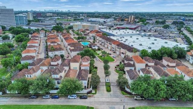 7147 Windwater Parkway S, Houston, TX 77036
