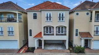 7147 Windwater Parkway S, Houston, TX 77036