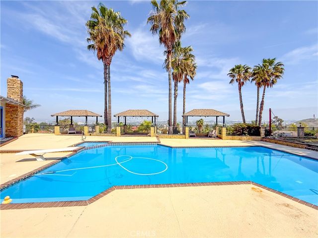 1605 Walter Ct, Colton, CA 92324