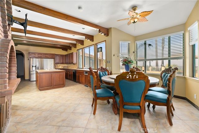 1605 Walter Ct, Colton, CA 92324