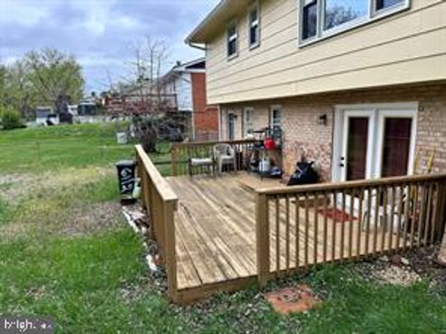 6112 ARMOR DR, Clinton, MD 20735