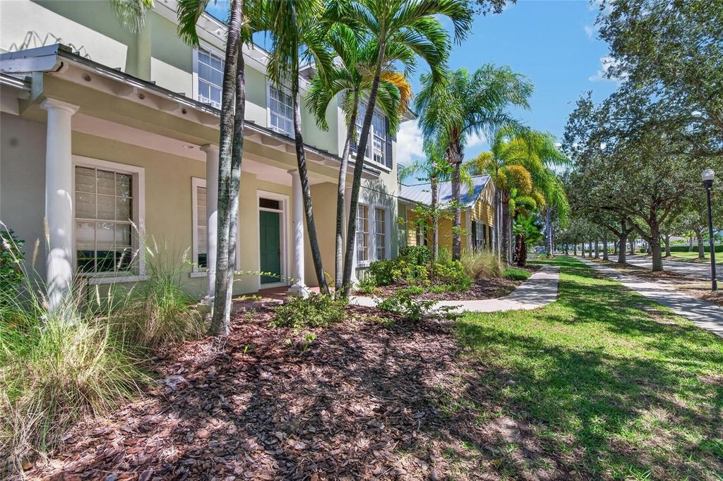 Image 2 of property listing at 5518 LUMINAR POINTE LANE, Apollo Beach, FL 33572