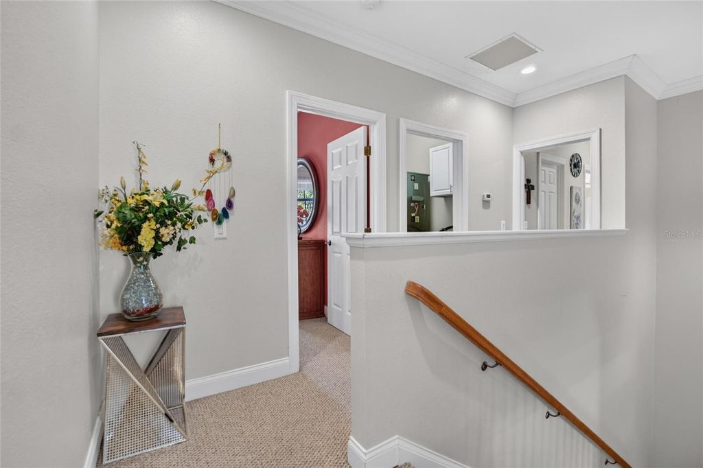 Image 29 of property listing at 5518 LUMINAR POINTE LANE, Apollo Beach, FL 33572