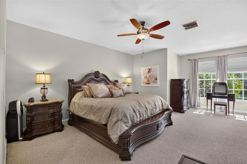 Image 31 of property listing at 5518 LUMINAR POINTE LANE, Apollo Beach, FL 33572