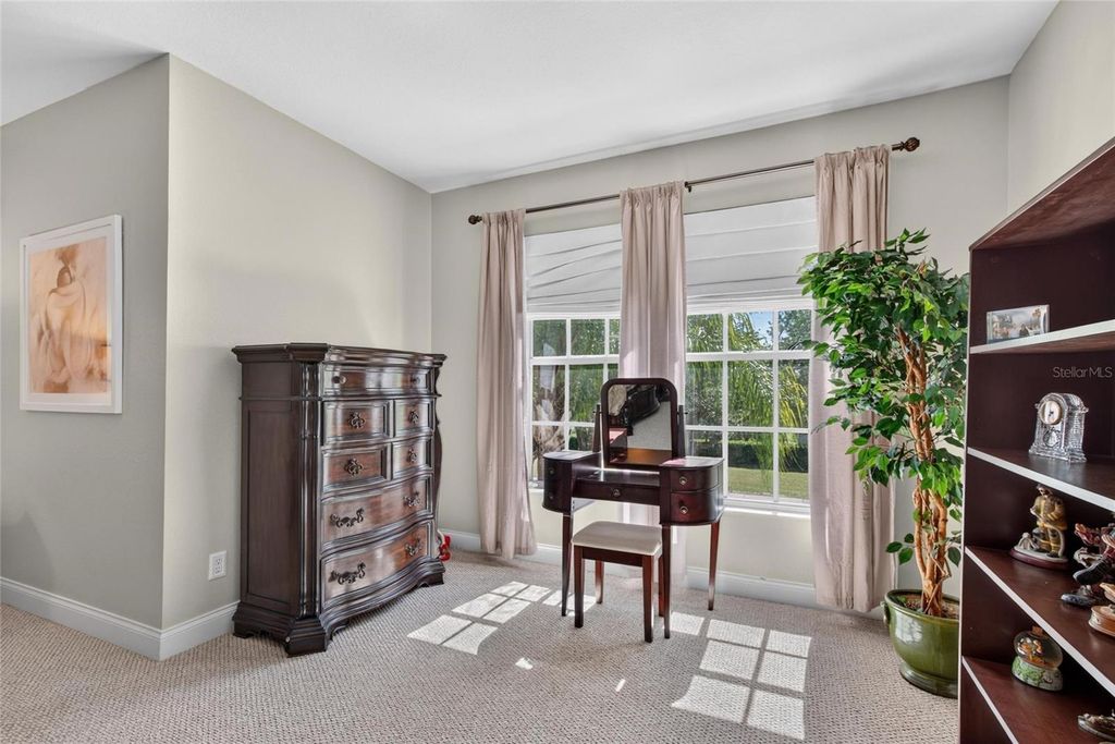 Image 32 of property listing at 5518 LUMINAR POINTE LANE, Apollo Beach, FL 33572