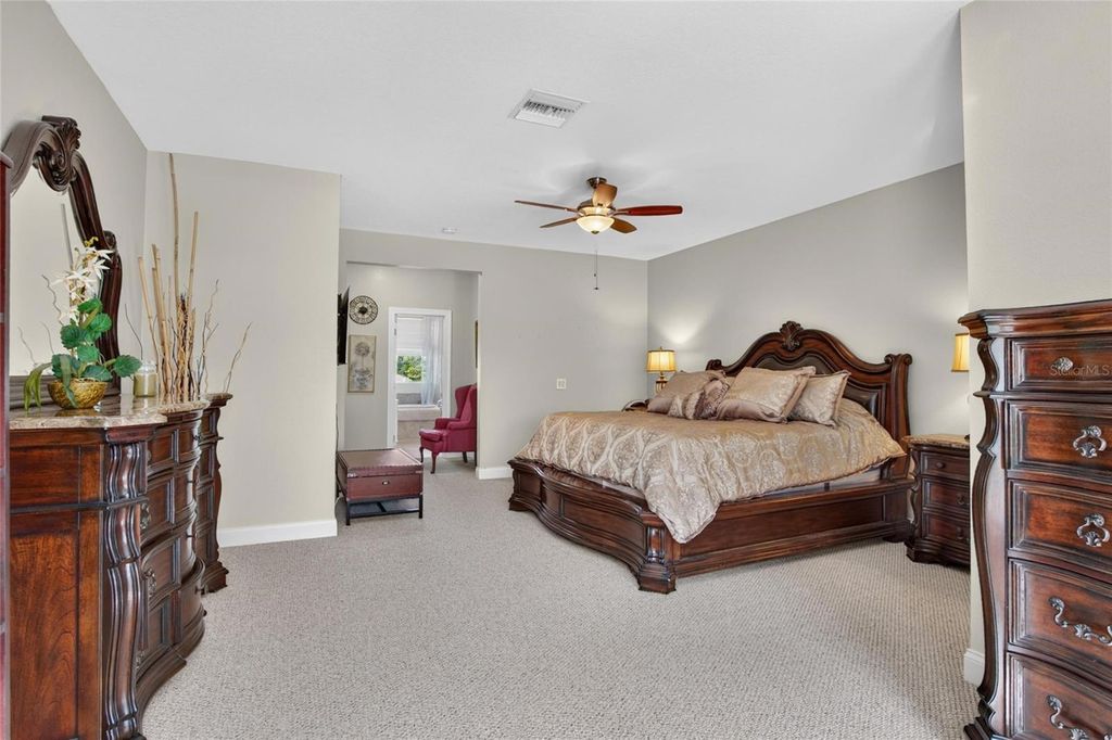 Image 33 of property listing at 5518 LUMINAR POINTE LANE, Apollo Beach, FL 33572