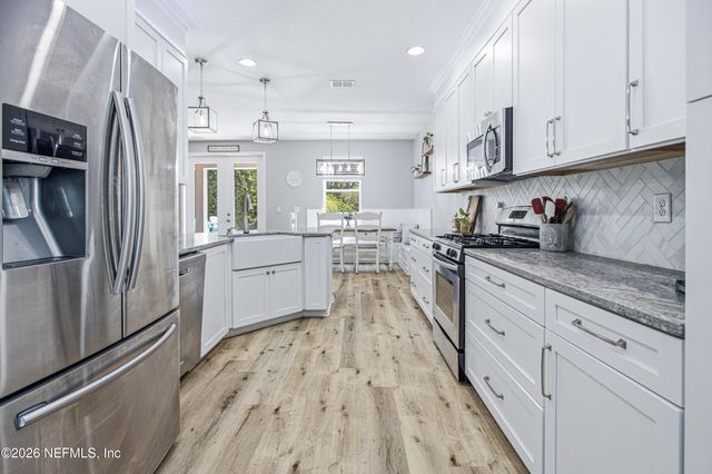 95 HOWLAND Drive, Ponte Vedra, FL 32081