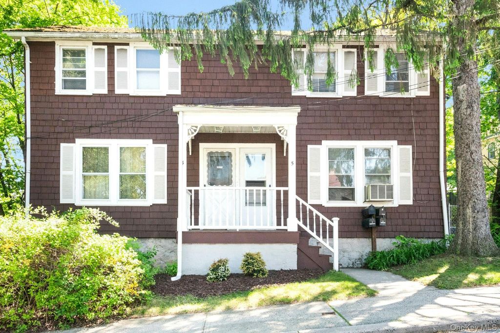 3-5 School Street 3, White Plains, NY 10606