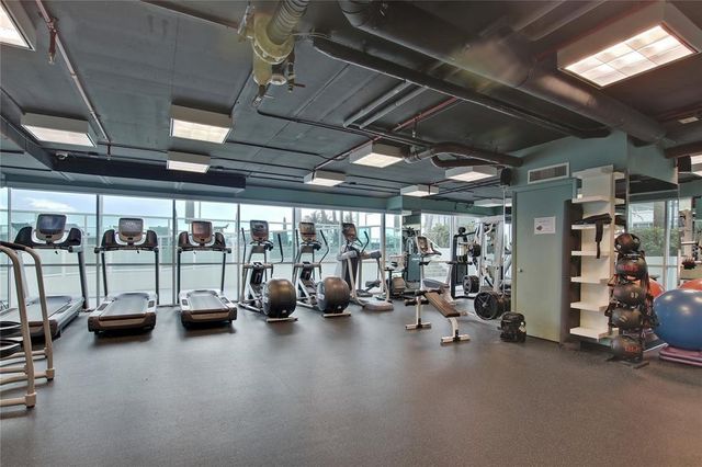 650 West Avenue 2808, Miami Beach, FL 33139