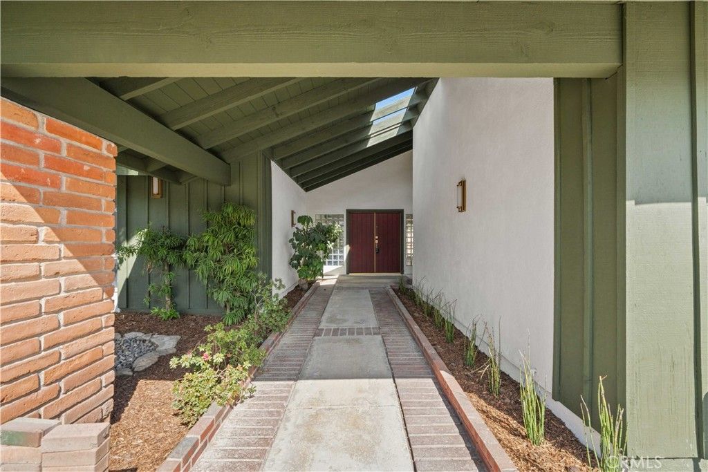 3070 Springfield, Simi Valley, CA 93063 — photo 2