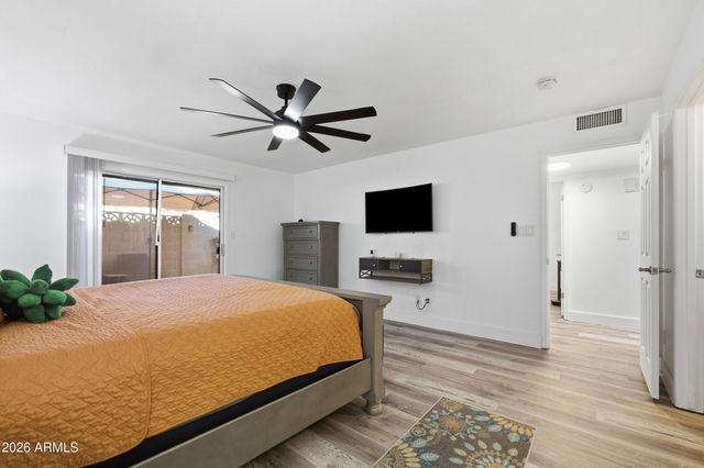 4536 W Continental Drive, Glendale, AZ 85308