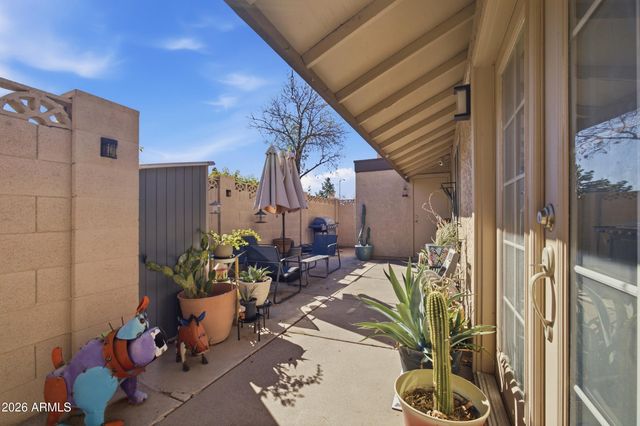 4536 W Continental Drive, Glendale, AZ 85308
