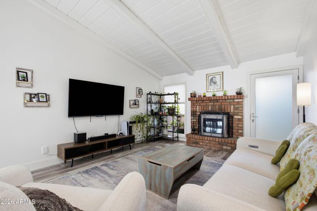 4536 W Continental Drive, Glendale, AZ 85308