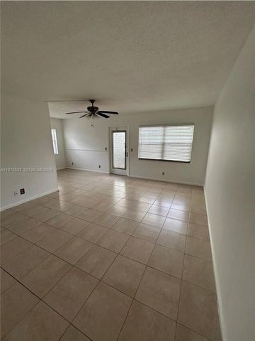 550 N Mansfield N 550, Boca Raton, FL 33434