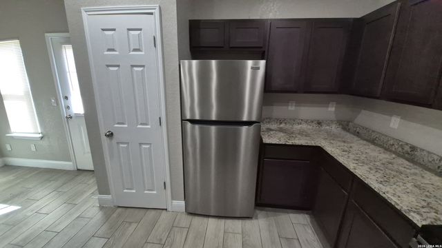 13211 Reid Meadows, Live Oak, TX 78233