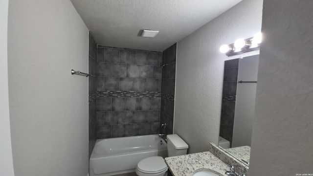 13211 Reid Meadows, Live Oak, TX 78233