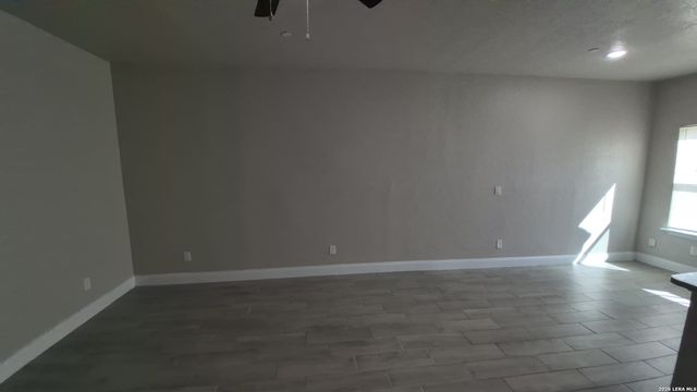 13211 Reid Meadows, Live Oak, TX 78233