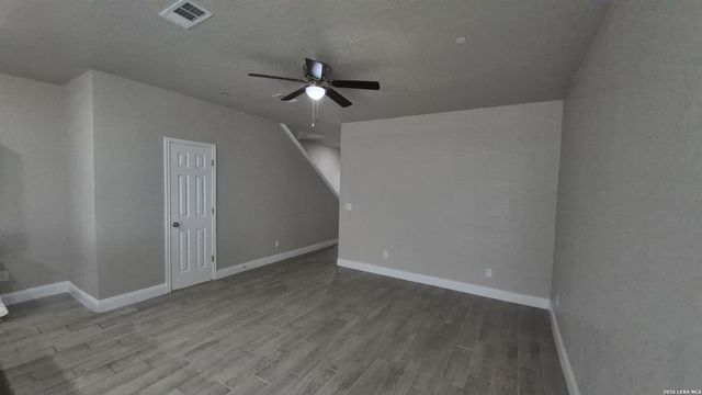 13211 Reid Meadows, Live Oak, TX 78233